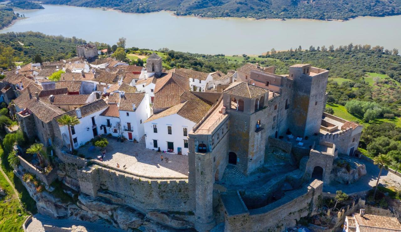 Casas Rurales Tugasa Castillo De Castellar Castellar de la Frontera Εξωτερικό φωτογραφία